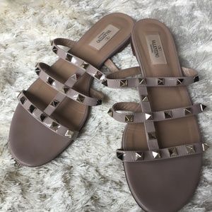Nude valentino slides Clearance